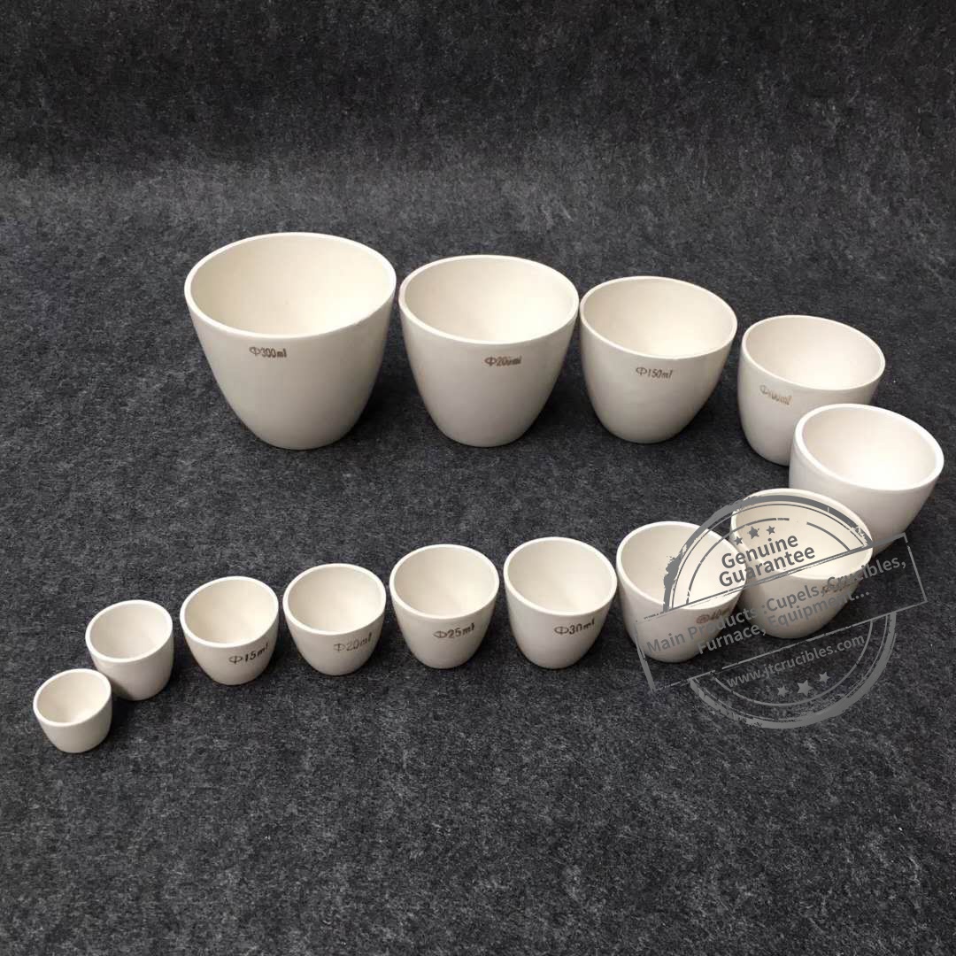 Various Size Alumina Material Cylindrical Crucibles with Lid